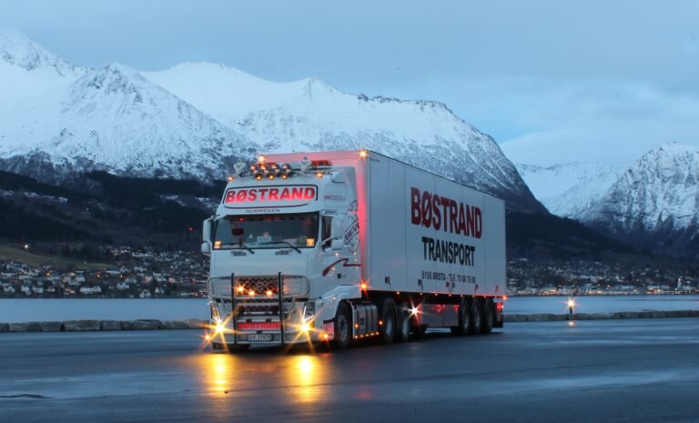 What Does Expedite Shipment Mean? A Simple Guide to Faster Delivery What Does Expedite Shipment Mean